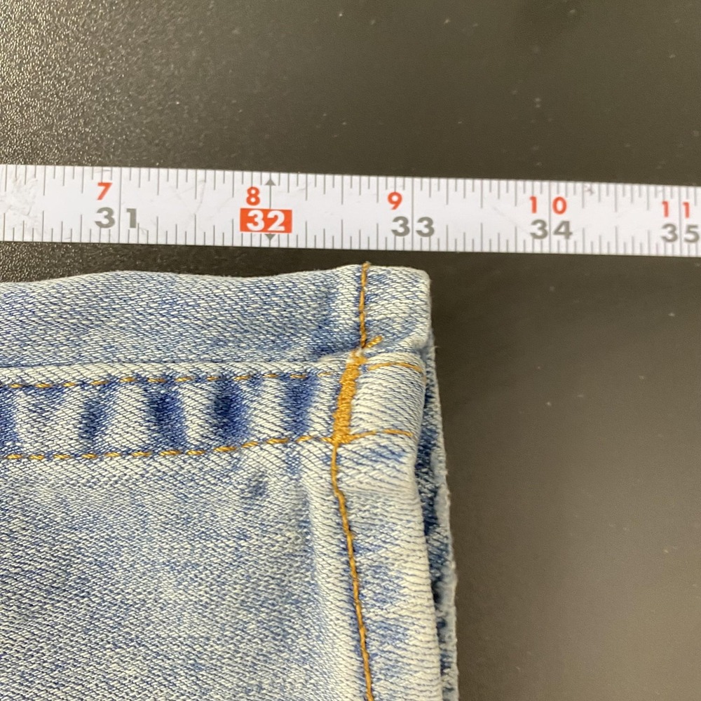 True Religion Geno Jeans Mens 31Wx33 Light Wash Slim Straight Denim Stretch - Picture 14 of 16